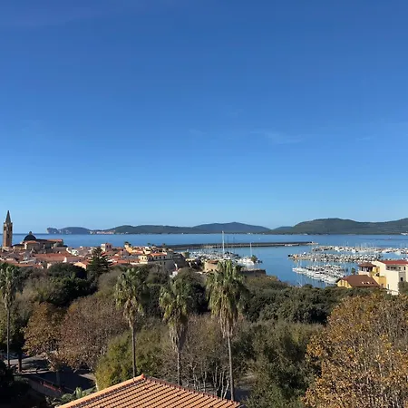 Appartamento Nura's - Penthouse Antonietta With View